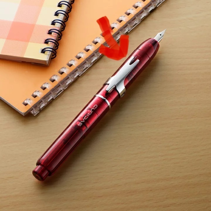 キャップレスの万年筆: わたしたちの踊るダンス